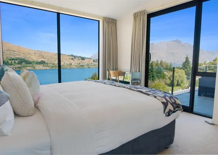 Whakatipu Bliss